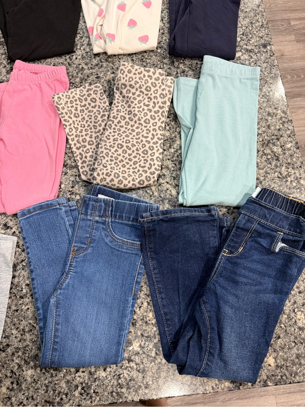 Bundle of Girls 4T Pants - Picture 2 of 10